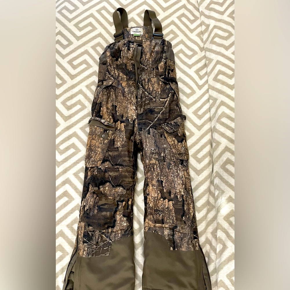 Magellan outdoor bids
